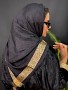 روسری مشکی حاشیه طلایی با نگین بارانی طرح 2 کد C24325